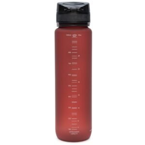 Fotografía de producto de cantimplora deportiva roja con tapa abierta. Cantimplora deportiva roja con tapa abierta