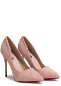 Pareja de zapatos salón rosas de tacón de aguja